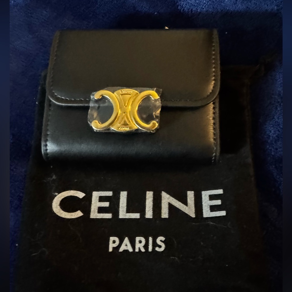 NEW! Black leather trifold CELINE w/ with gold finishing & removable coin purse